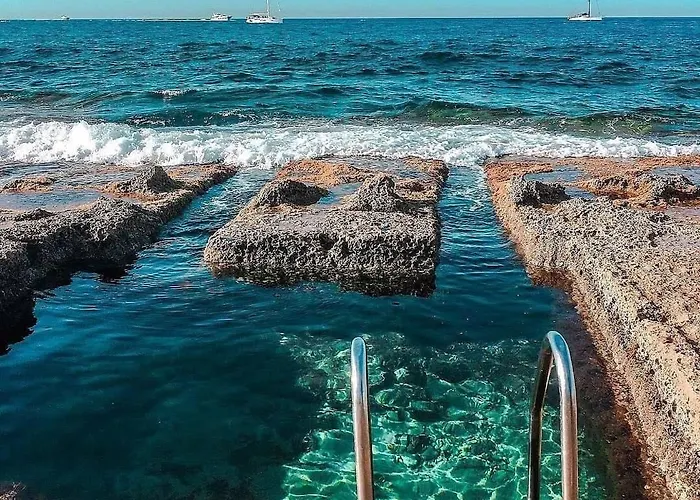 Stylish 2br Near Seafront & St'julians By 360 Estates Sliema