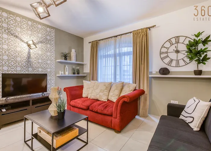 Stylish 2br Near Seafront & St'julians By 360 Estates Lejlighed