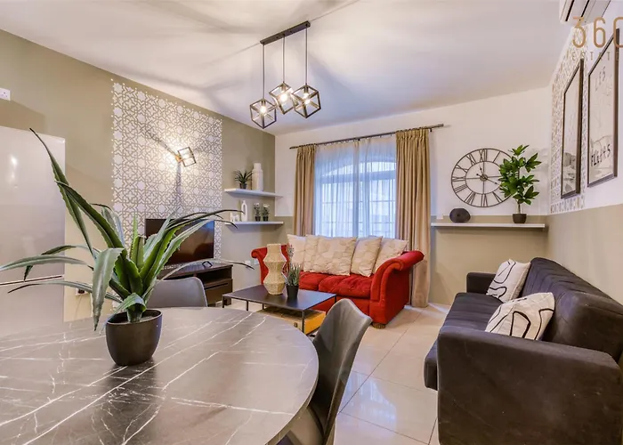 Stylish 2br Near Seafront & St'julians By 360 Estates Lejlighed *