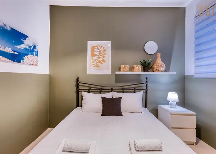 Stylish 2br Near Seafront & St'julians By 360 Estates * Sliema