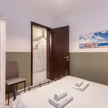 Apartmán Stylish 2br Near Seafront & St'julians By 360 Estates